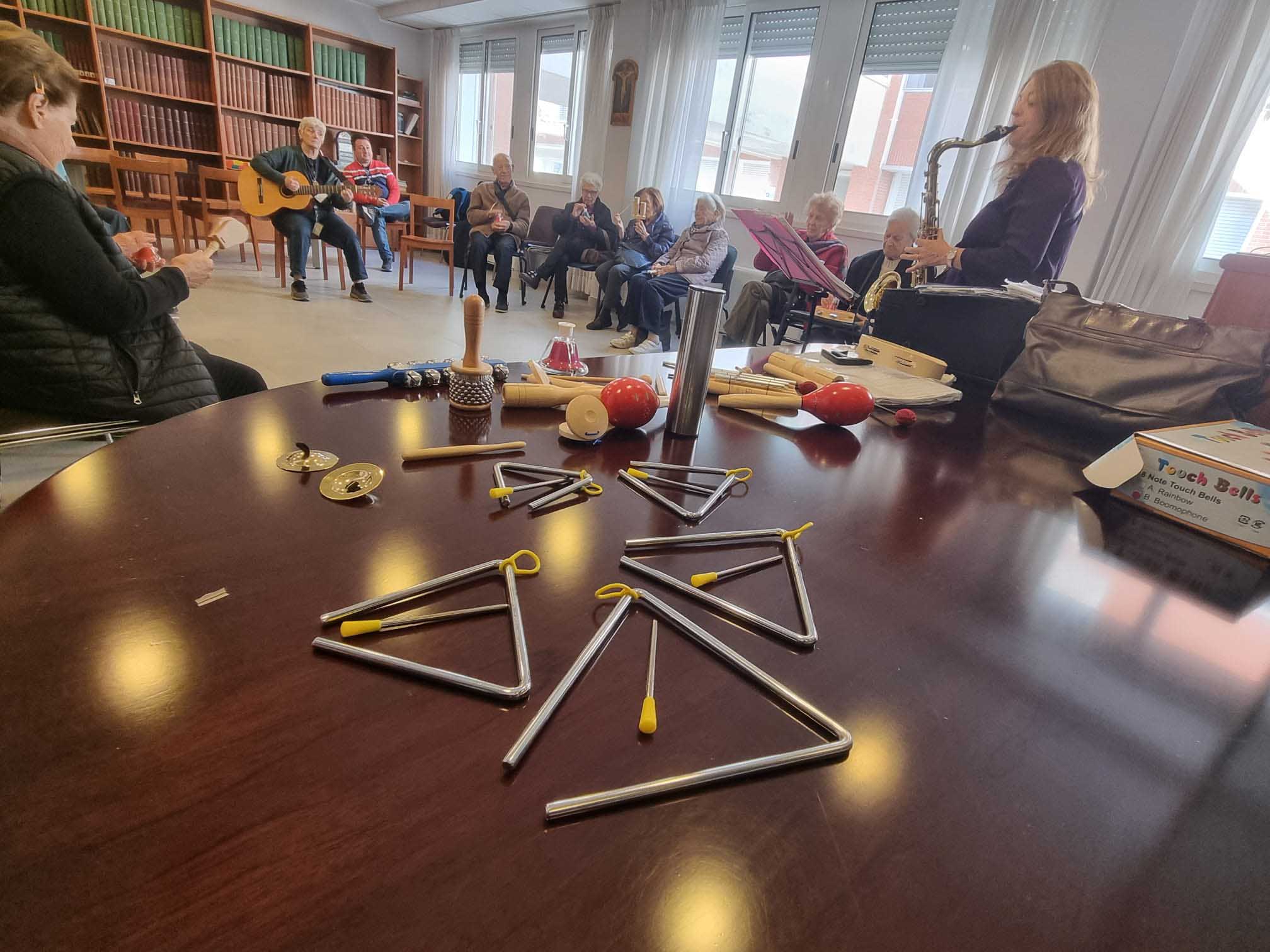 FONDAZIONEALBERTOSORDI-musicoterapia-galleria-4